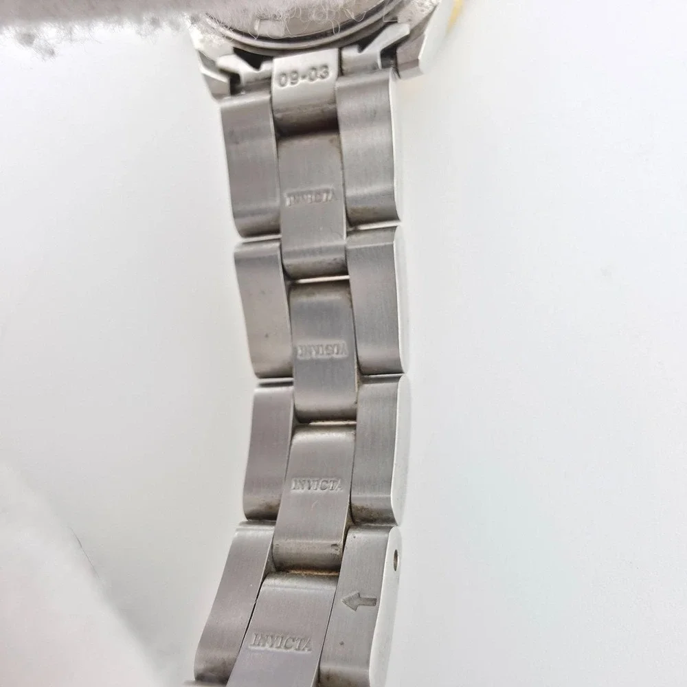 INVICTA Pro Diver Ladies Watch Blue W.R. 200 Meter Silver Gold Tone 6.75